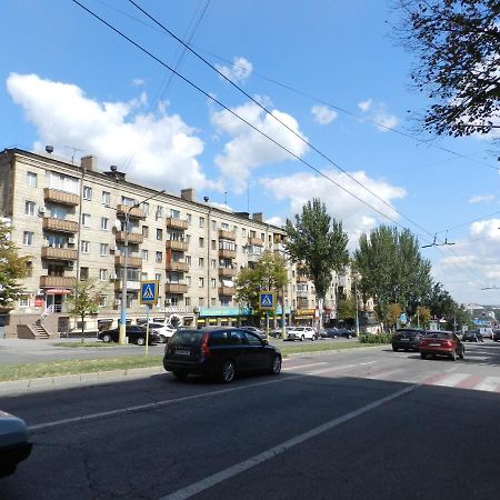 3-Room Apartment Near Inturist On Sobornyi Avenue 156, By Grandhome Zaporizhia 외부 사진