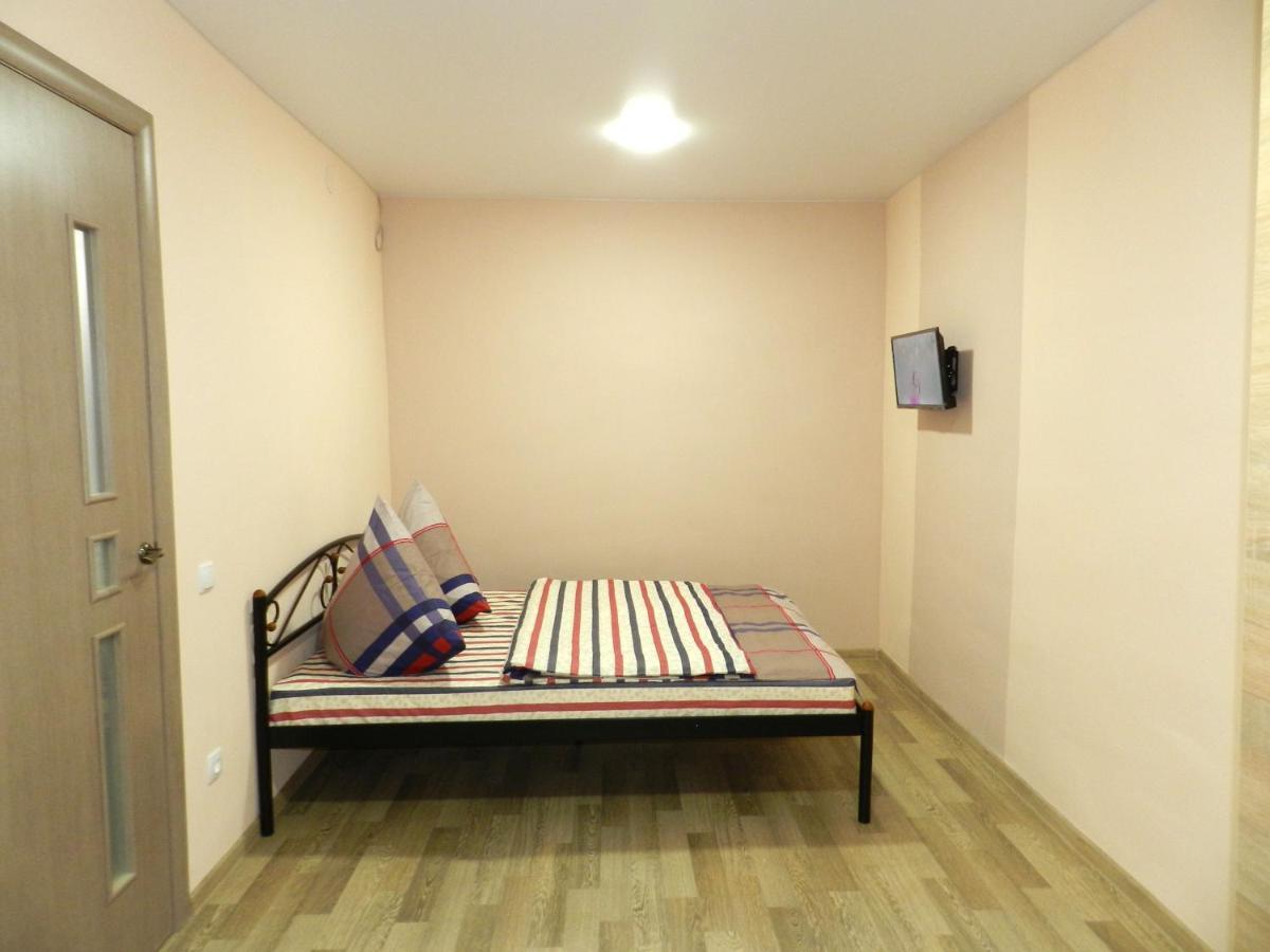 3-Room Apartment Near Inturist On Sobornyi Avenue 156, By Grandhome Zaporizhia 외부 사진